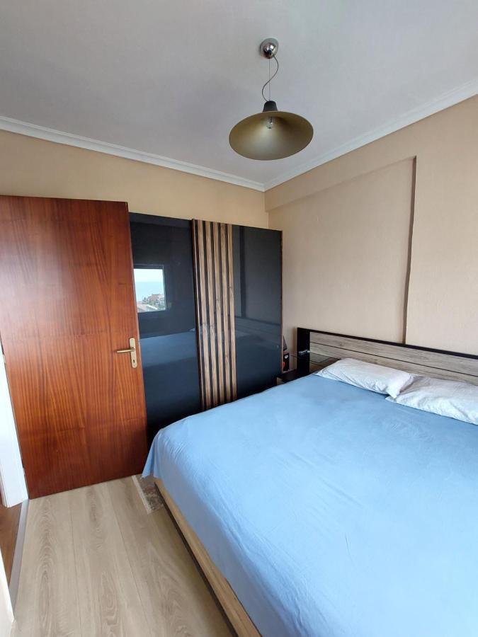 Bright View Apartment Palaiontsiflikion Exterior photo